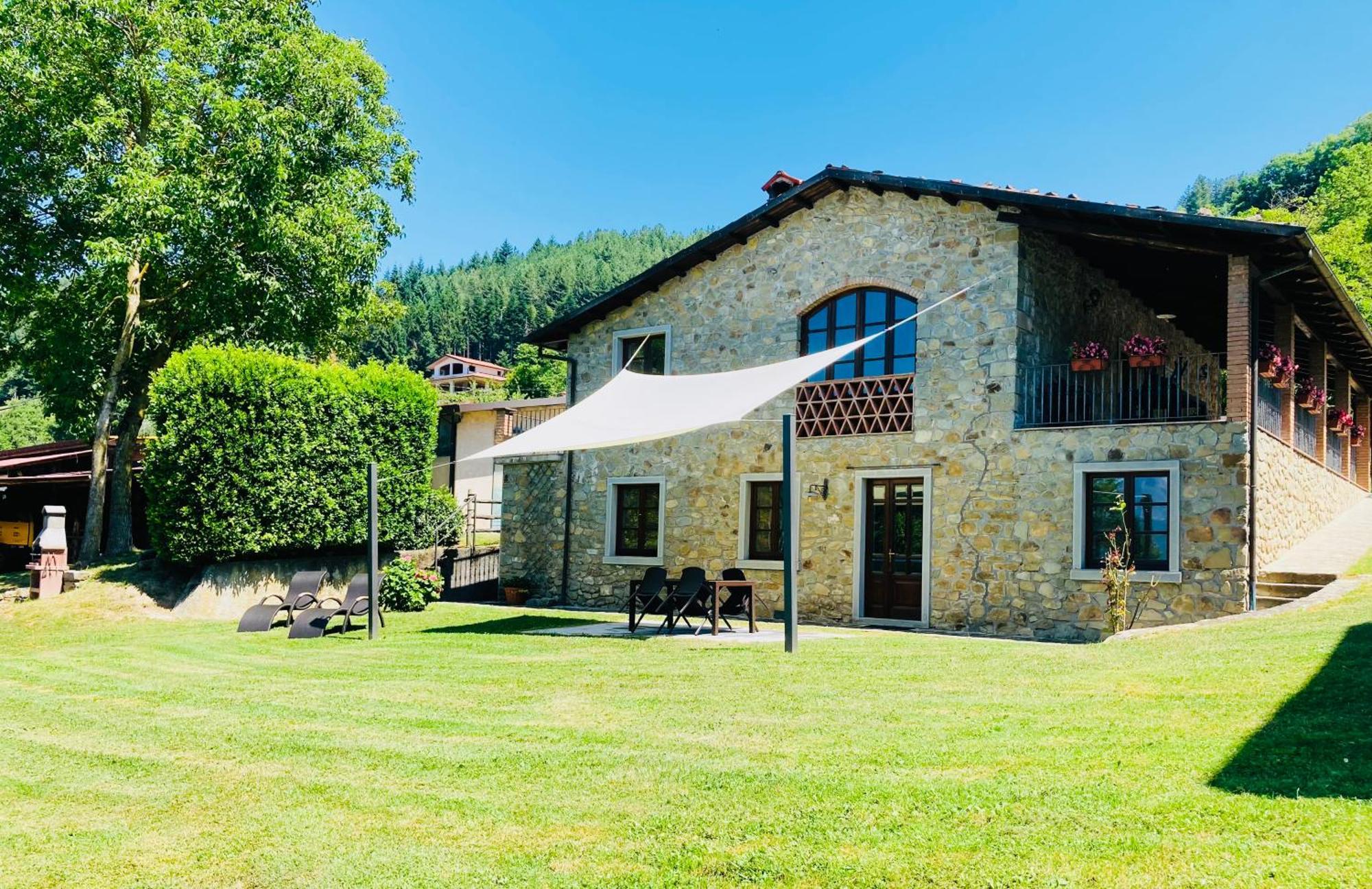 Agriturismo Poderino Кастильоне-ди-Гарфаньяна Экстерьер фото