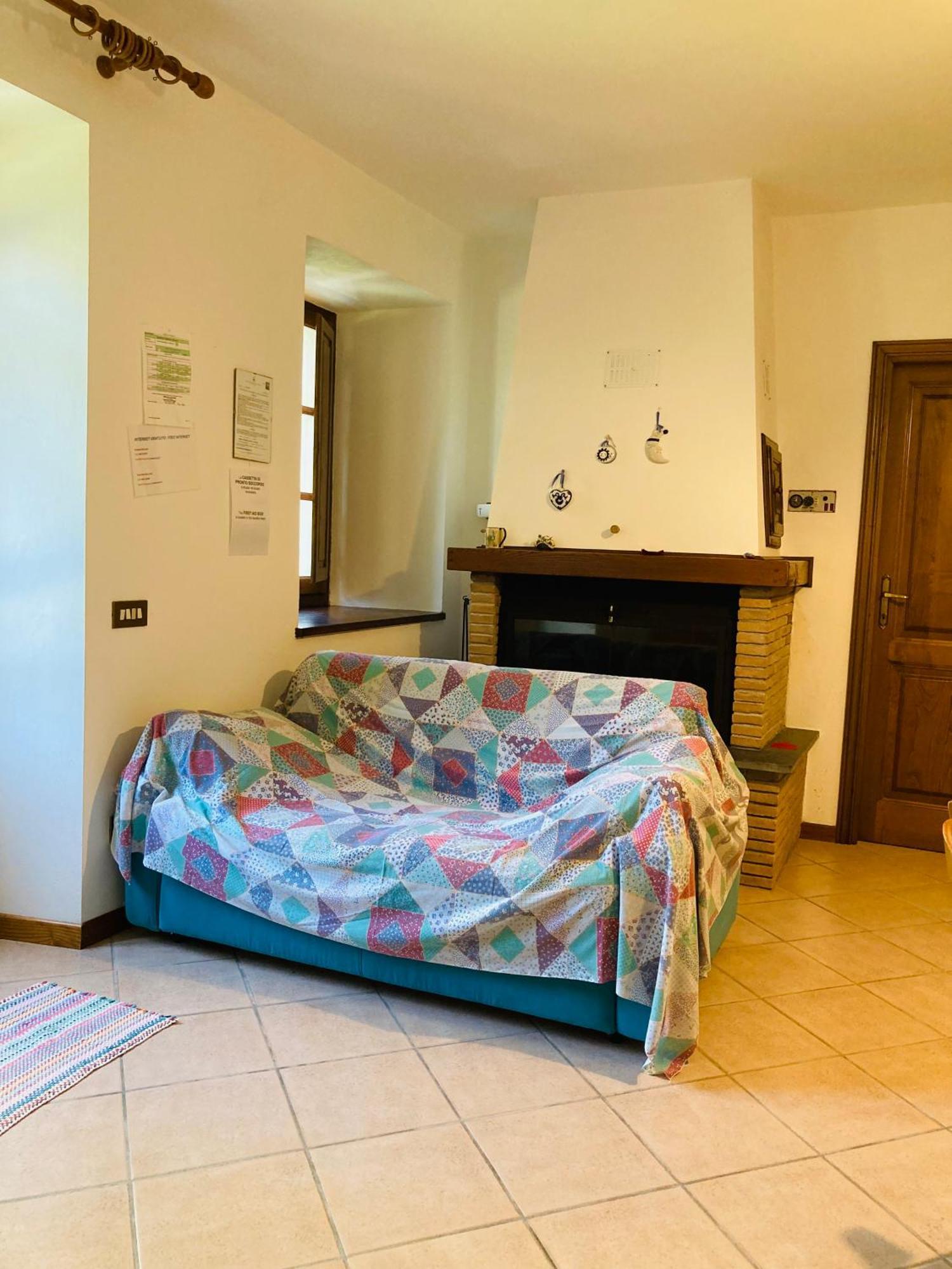 Agriturismo Poderino Кастильоне-ди-Гарфаньяна Экстерьер фото